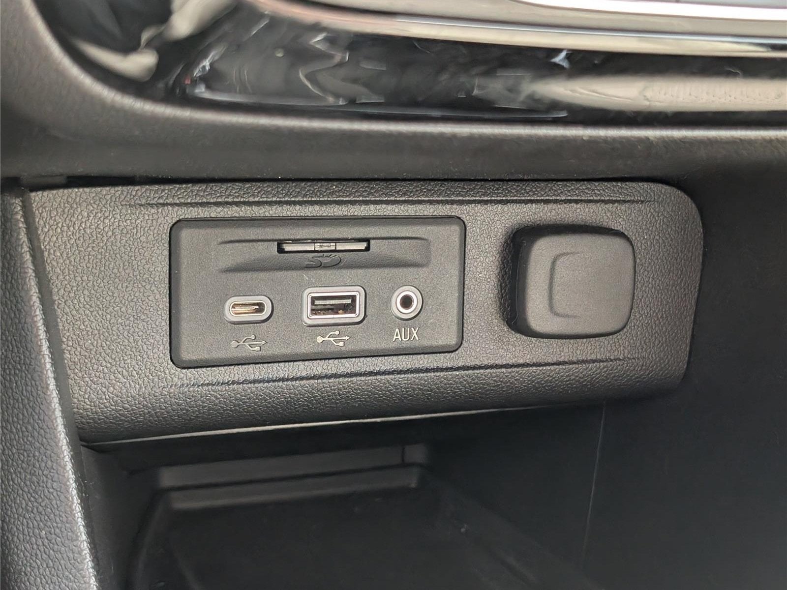 2022 Buick Encore GX Essence