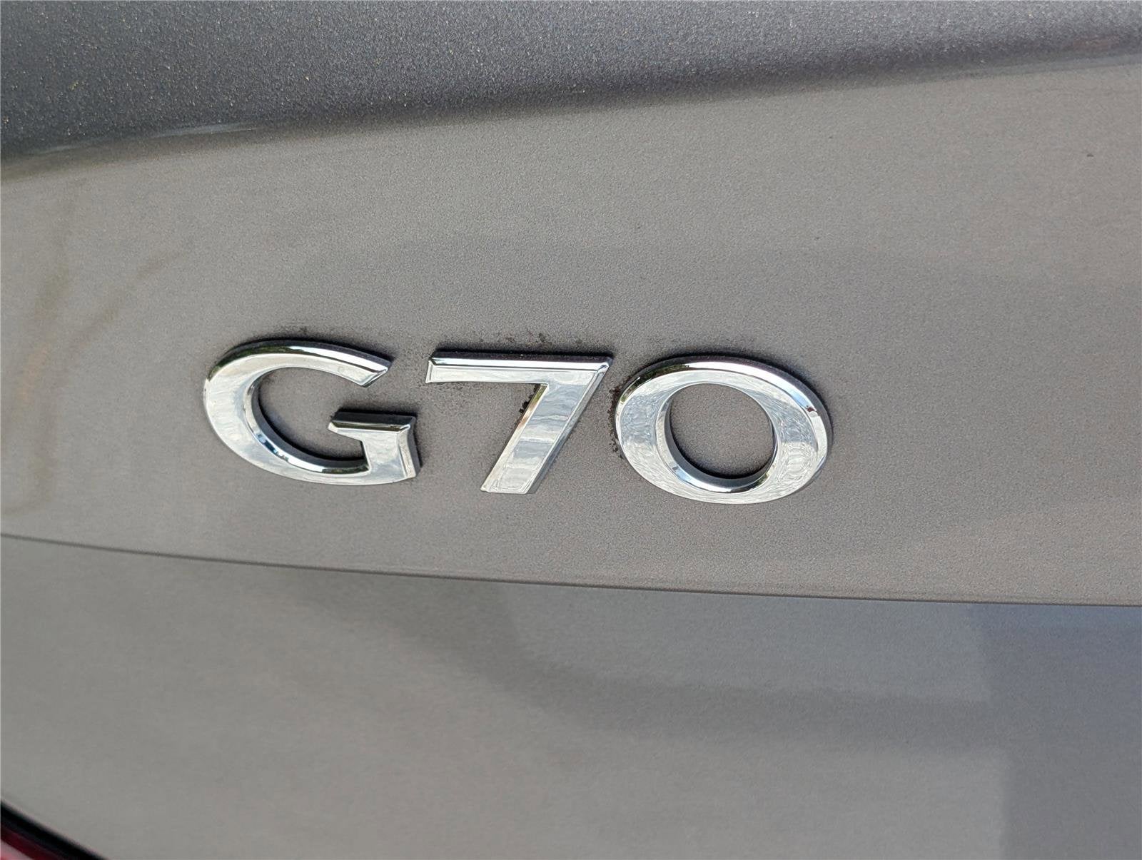 2021 Genesis G70 2.0T