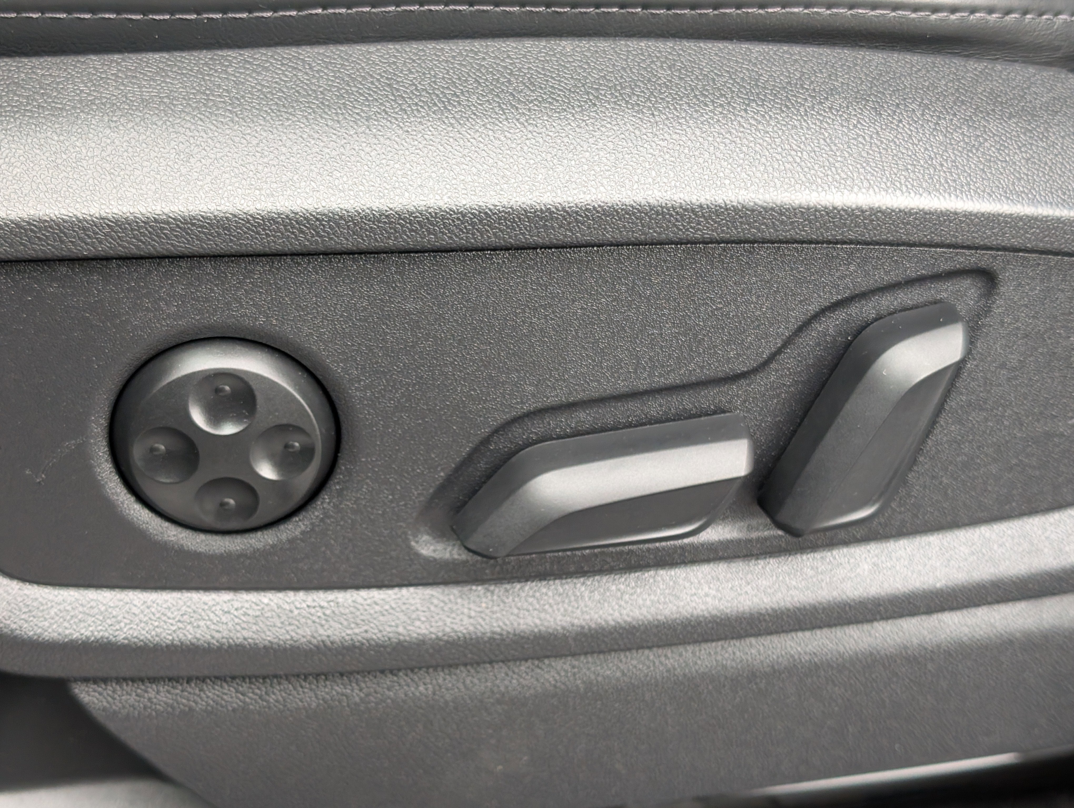 2023 Audi Q5 Premium