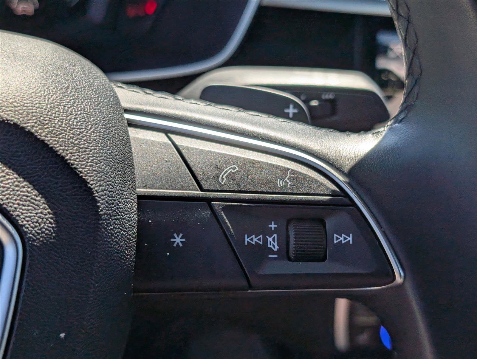 2024 Audi Q3 S line Premium